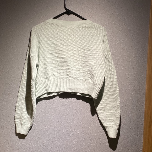Hollister Mint Crop-Top, button-down sweater - Picture 4 of 4